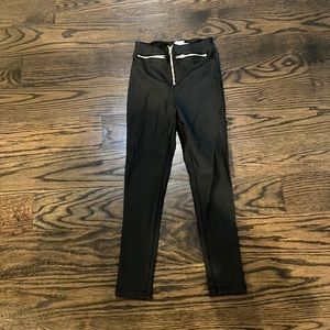 black skinny leather pants